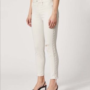Never worn lace side Barbara hudson jeans